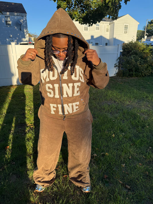MOTUS SINE FINE Zip-Up Hoodie